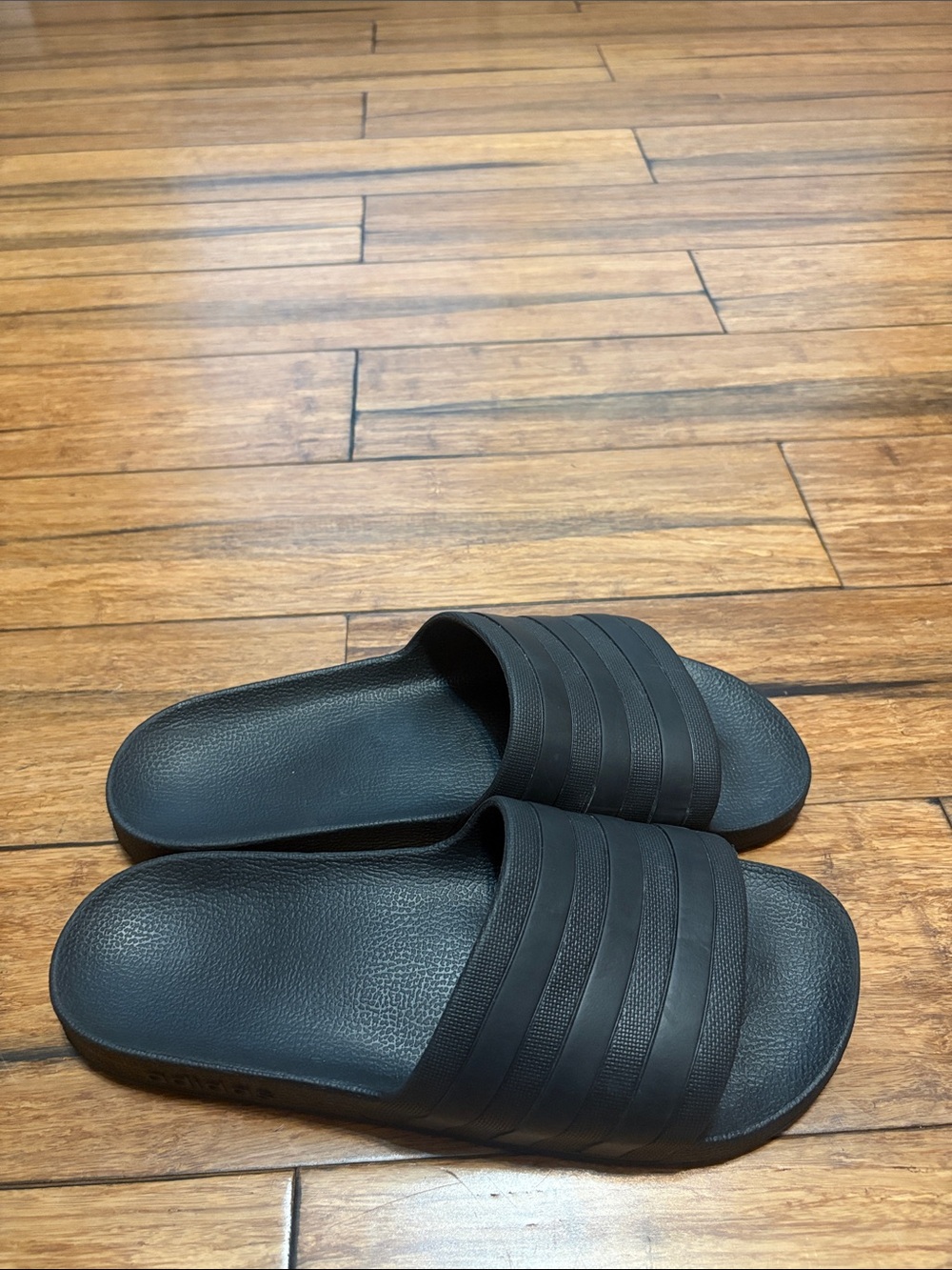 Adidas Adilette Aqua Comfort Slide Sandals Mens US 9 Black Open Toe Slip - Picture 5 of 10